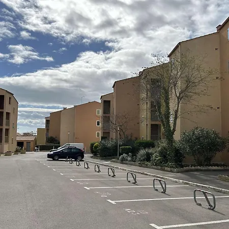 Sp570-a101 2 Pieces - Balcon - Parking - Pierre La *